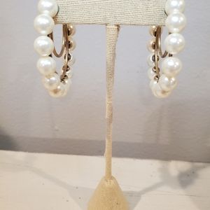 Stella & Dot Power Pearl Hoops